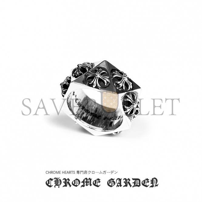 Ch**me He**ts ch plus pentagon ring