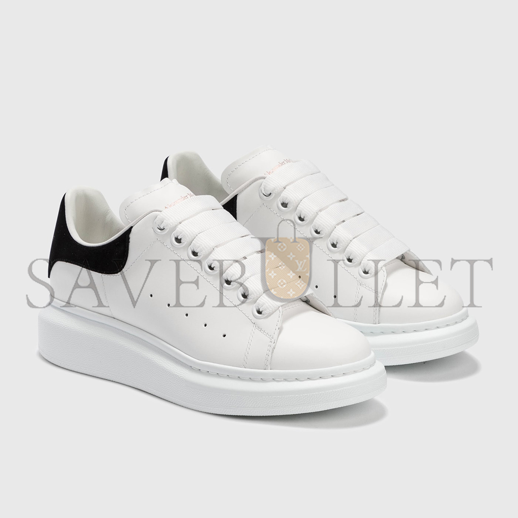 Ale*d*r m*q*en oversized sneaker 553770whgp79061