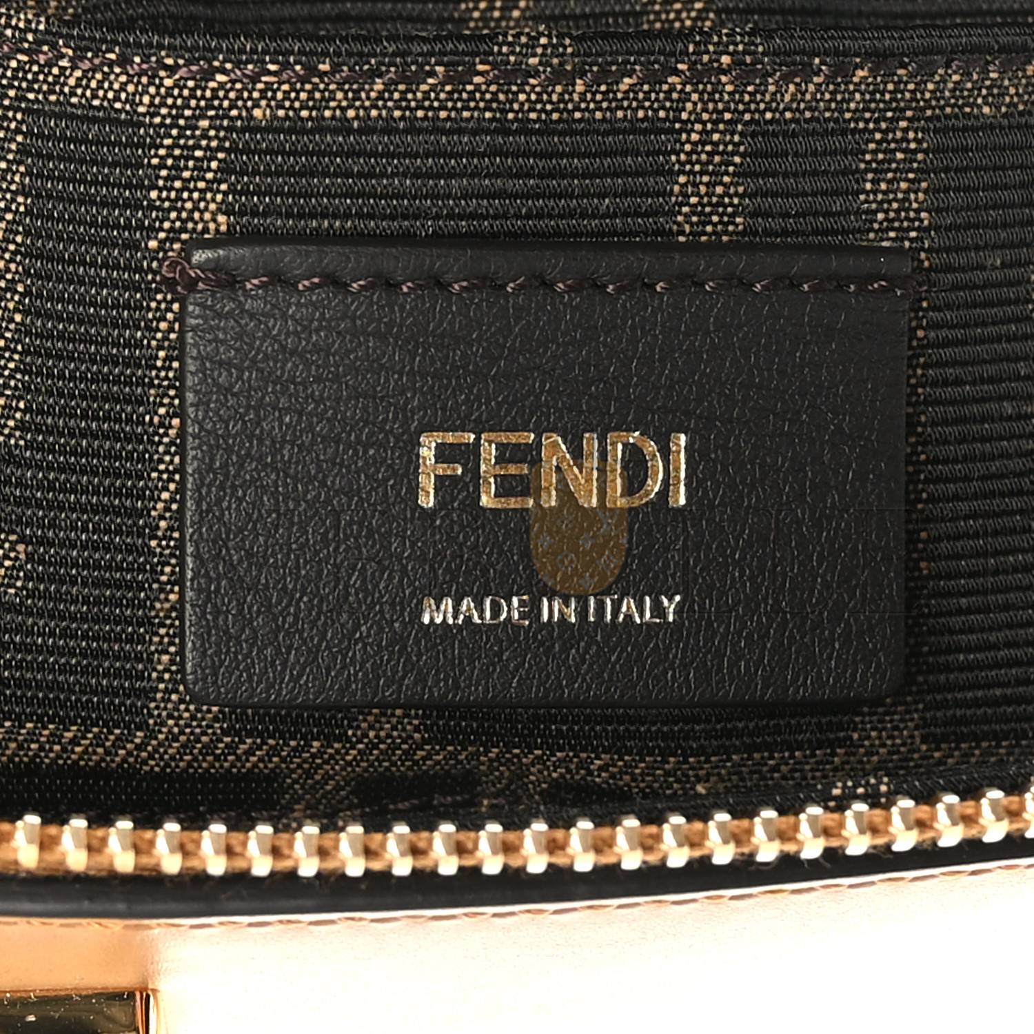 F**di vitello king plexiglass logo embossed mini by the way top handle boston bag caramello (18*11*8cm)
