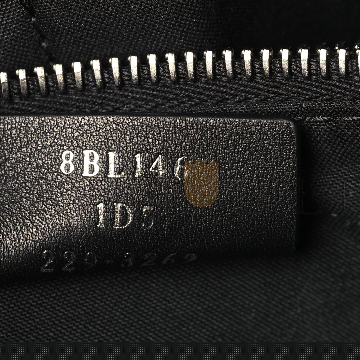 f**di vitello D01ce medium by the way boston bag black (28*18*12cm)