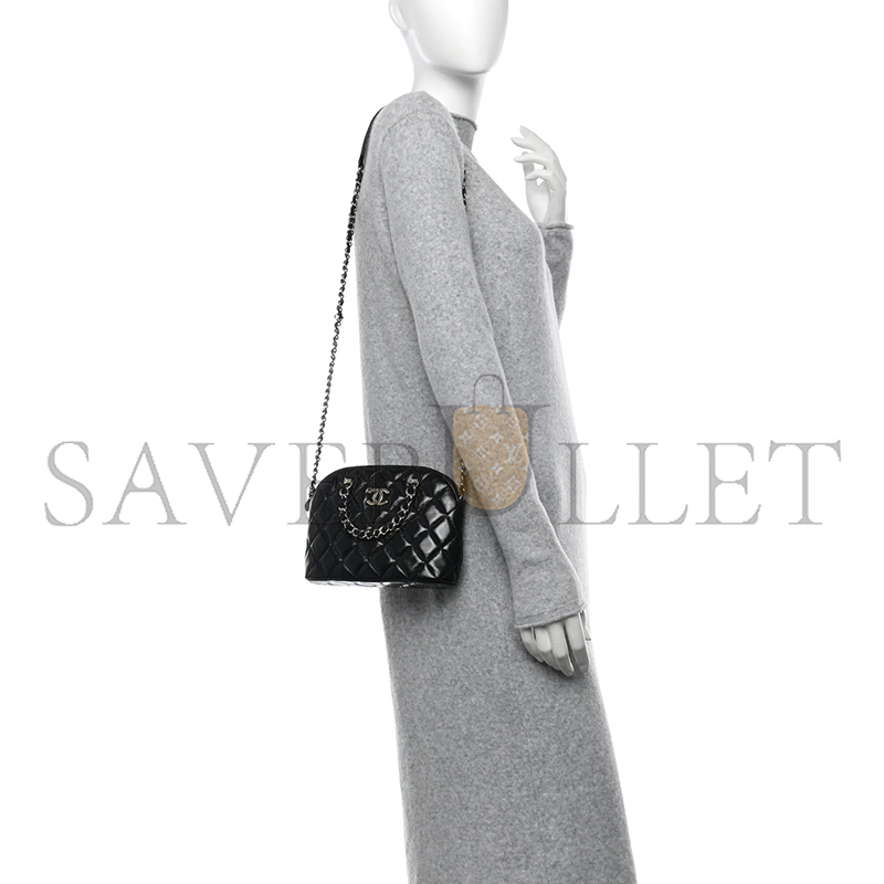 Ch**el shiny lambskin quilted shiny coco clutch with chain black (20*15*6cm)