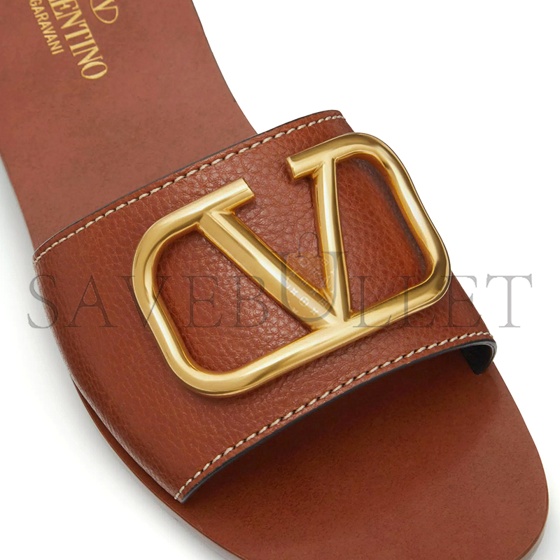 Va1e*ntin0 vlogo signature slide sandal in grainy cowhide with accessory 3w2s0m21hws_0cr