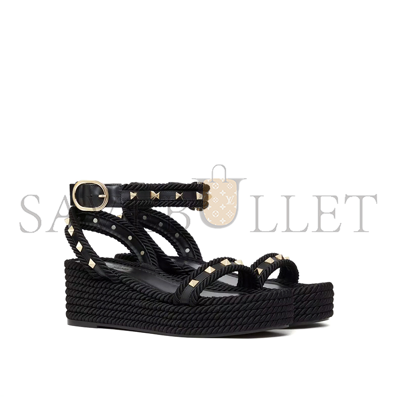 Va1e*ntin0 rockstud flatform sandal in calfskin 45mm 6w2s0gi3bae_0no