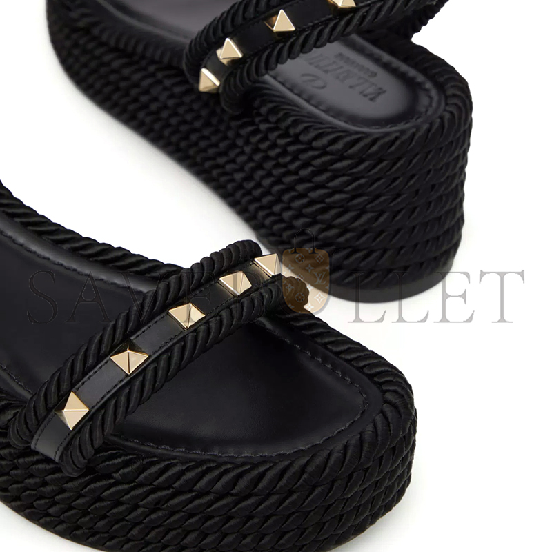 Va1e*ntin0 rockstud flatform sandal in calfskin 45mm 6w2s0gi3bae_0no