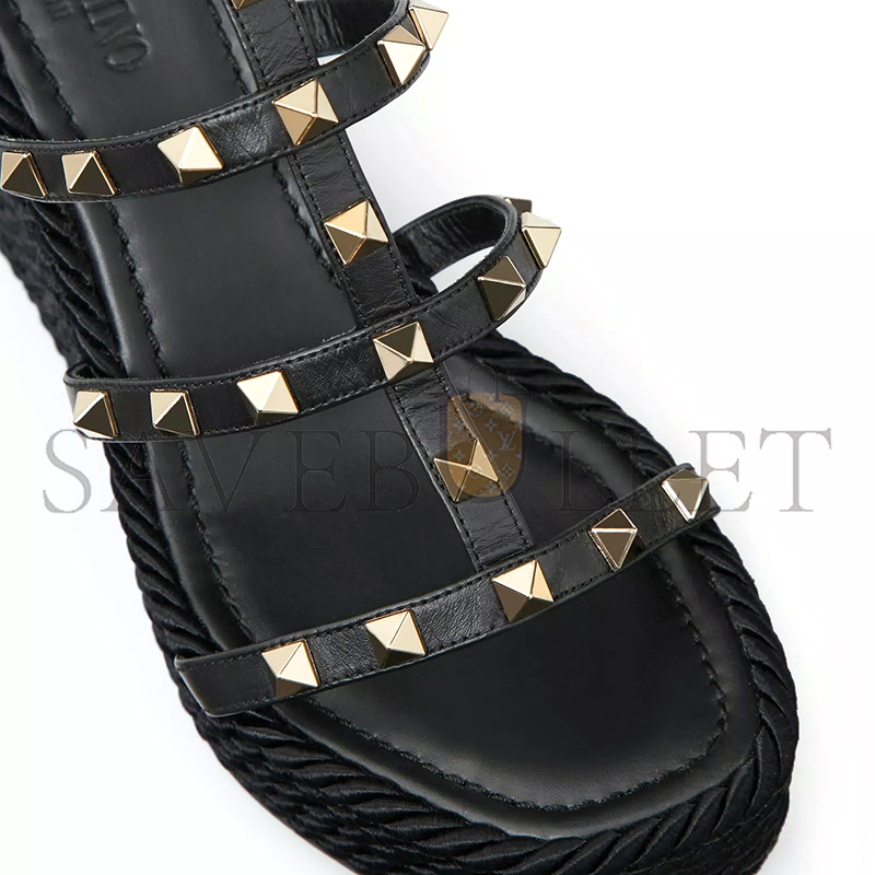 Va1e*ntin0 rockstud ankle strap wedge sandal in calfskin leather 95mm 5w2s0f95bae_0no