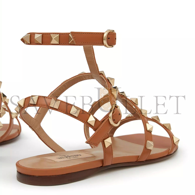 Va1e*ntin0 rockstud flat calfskin sandal with straps 4w2s0a05vod_kel