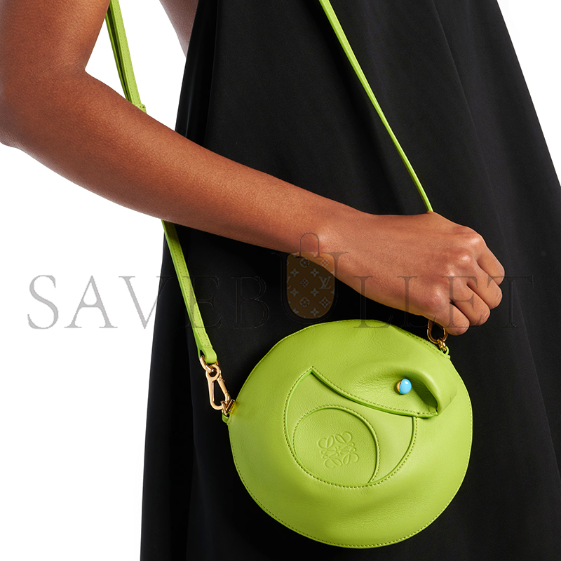 L0ew* snake bag in smooth calfskin a623skbx01 (18*18*10.5cm)