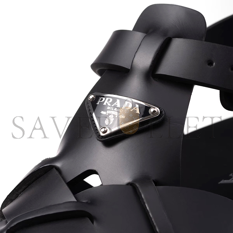Pra*a crisscross rubber sandals 2x3118