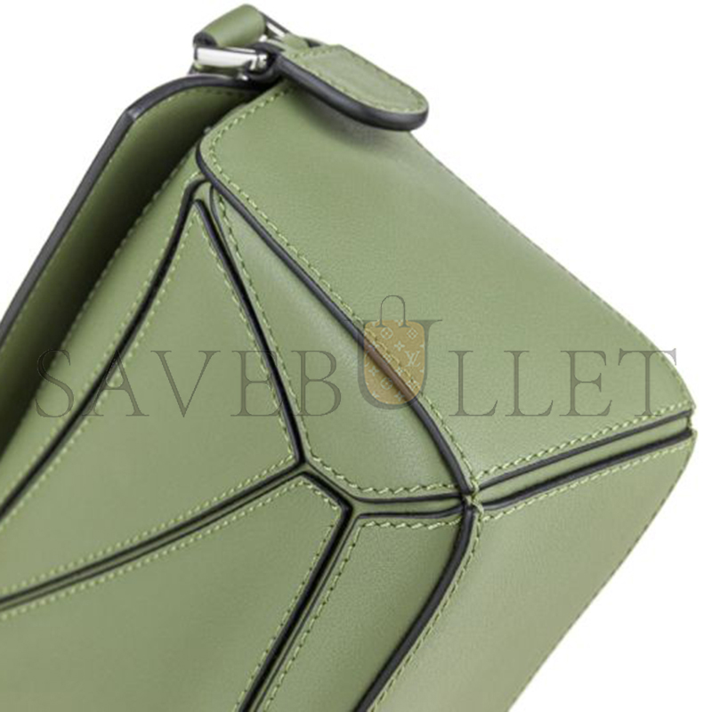 L0ew* mini puzzle edge bag in classic calfskin 061838-5 (18*12.5*8cm)