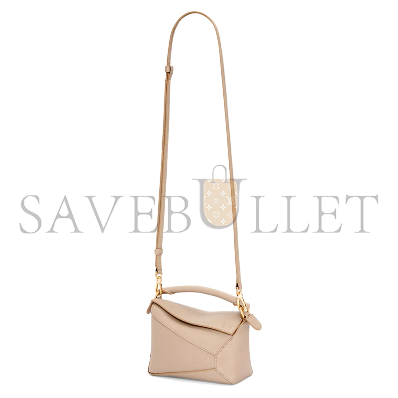 L0ew* mini puzzle edge bag in soft grained calfskin a510p60x30-2150 (18*12.5*8cm)