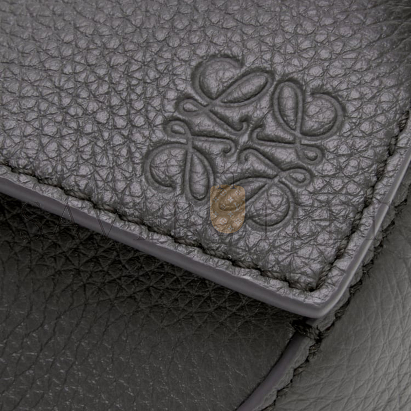 L0ew* mini puzzle edge bag in soft grained calfskin a510p88x16-1220 (18*12.5*8cm)