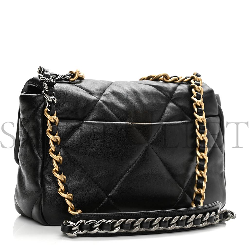 Ch*el goatskin quilted medium Ch*el 19 flap black gold hardware (25*17*8cm)