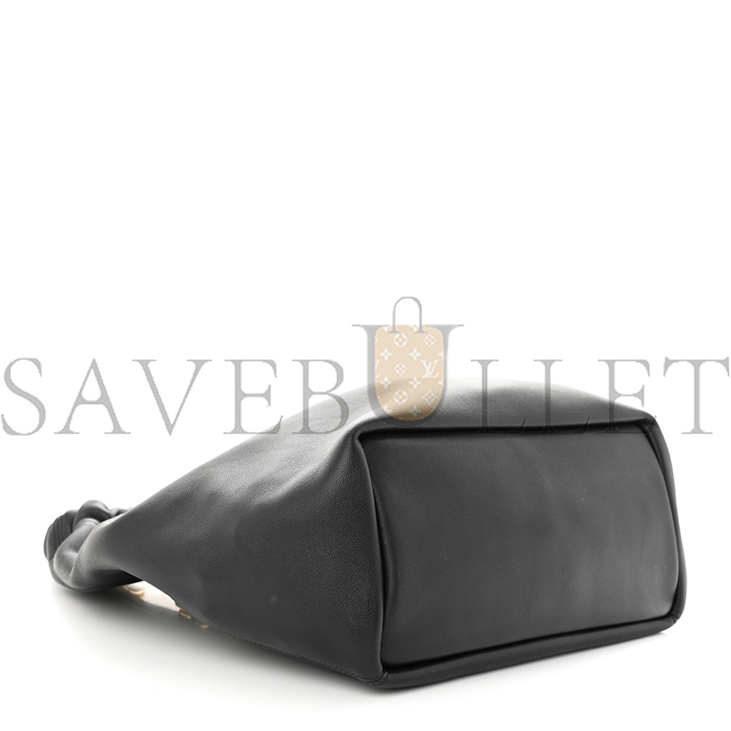 l*ew* nappa medium squeeze bag black (29*20*11cm)