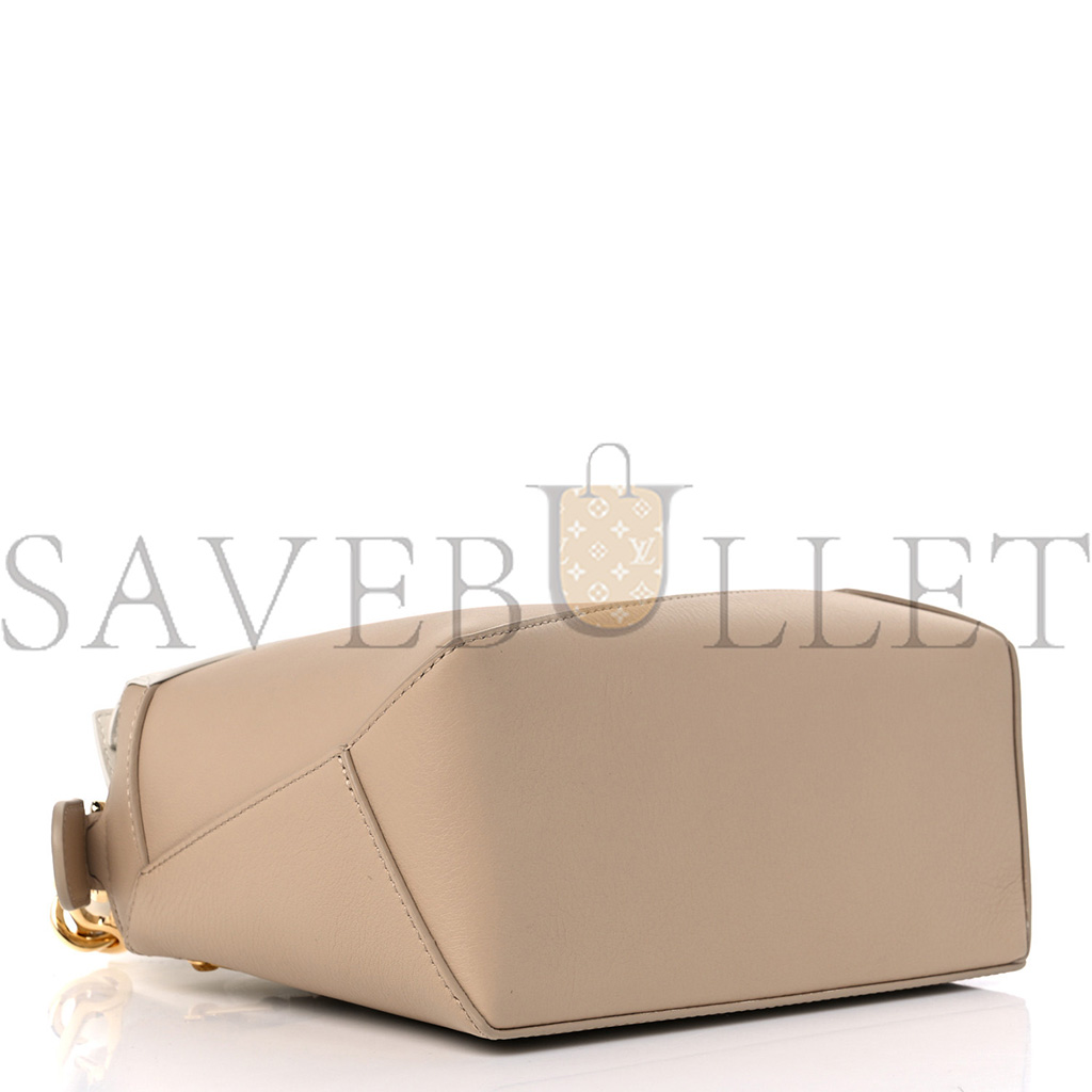 l*ew* classic calfskin small puzzle edge bag soft white paper craft (24*16.5*10.5cm)