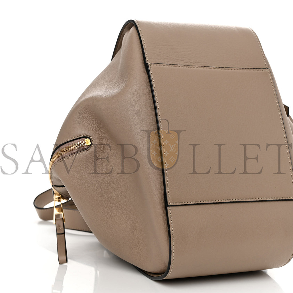 l*ew* calfskin small hammock shoulder bag sand (30*25*13.5cm)