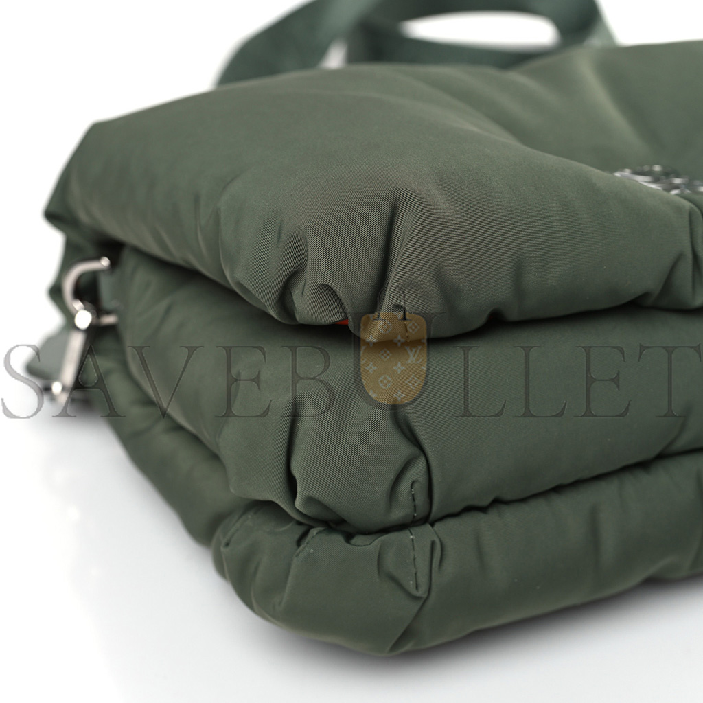 l*ew* nylon medium goya puffer bag vintage khaki (23*18*9cm)