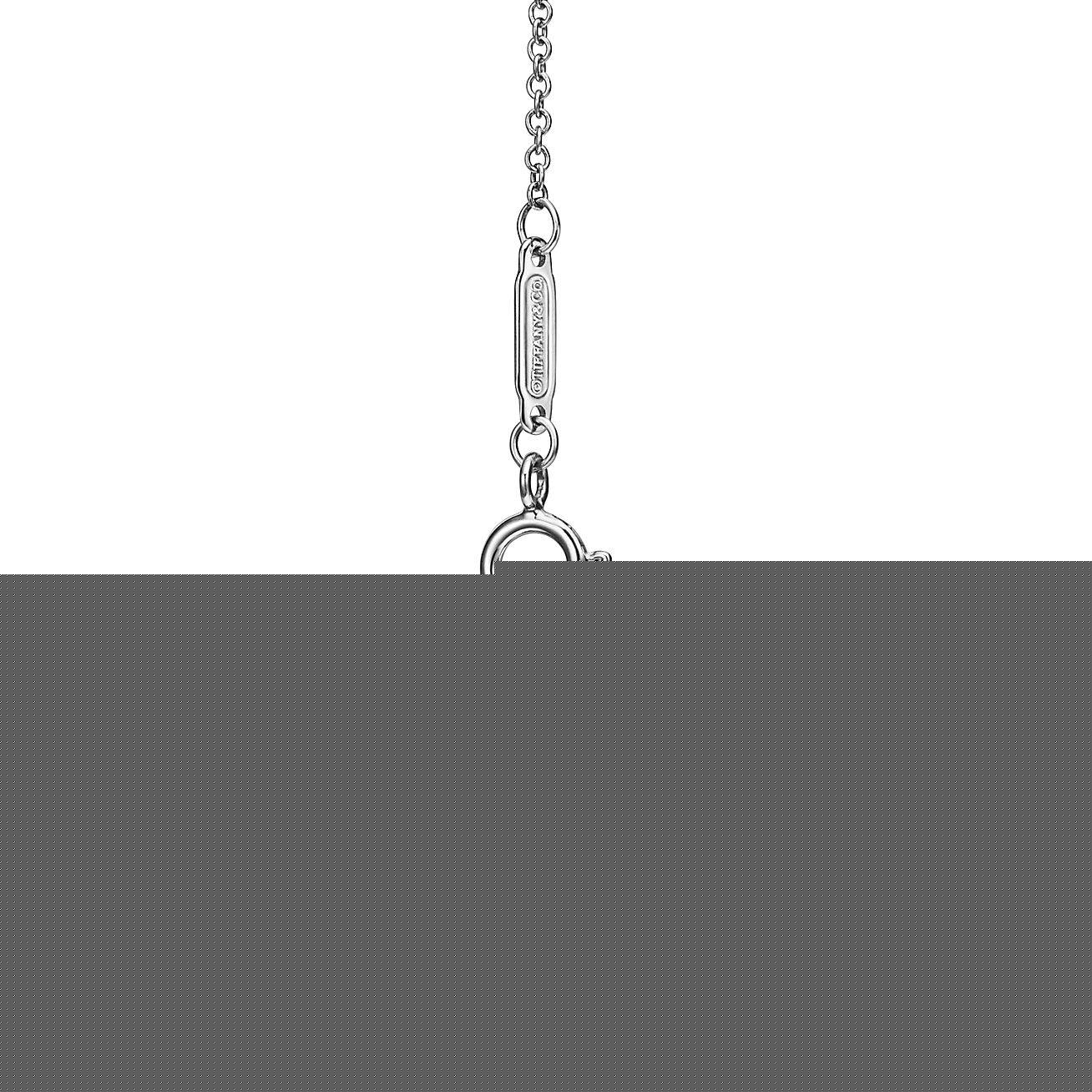 T*f*ny true® pendant in platinum with a T*f*ny true® diamond