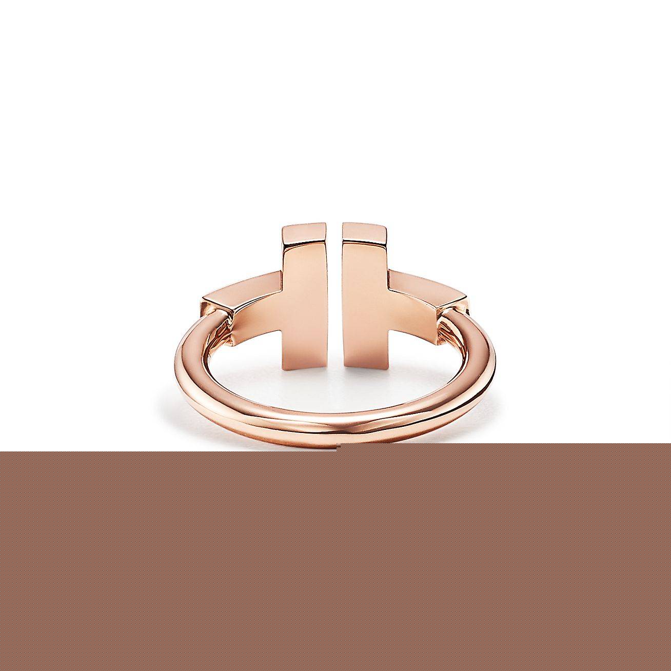 T*f*ny t wire ring in rose gold with mother-of-pearl