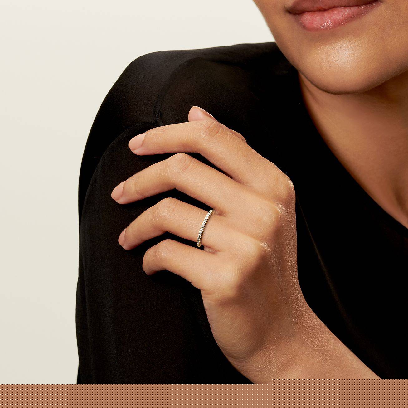 T*f*ny soleste® full eternity ring in platinum with diamonds