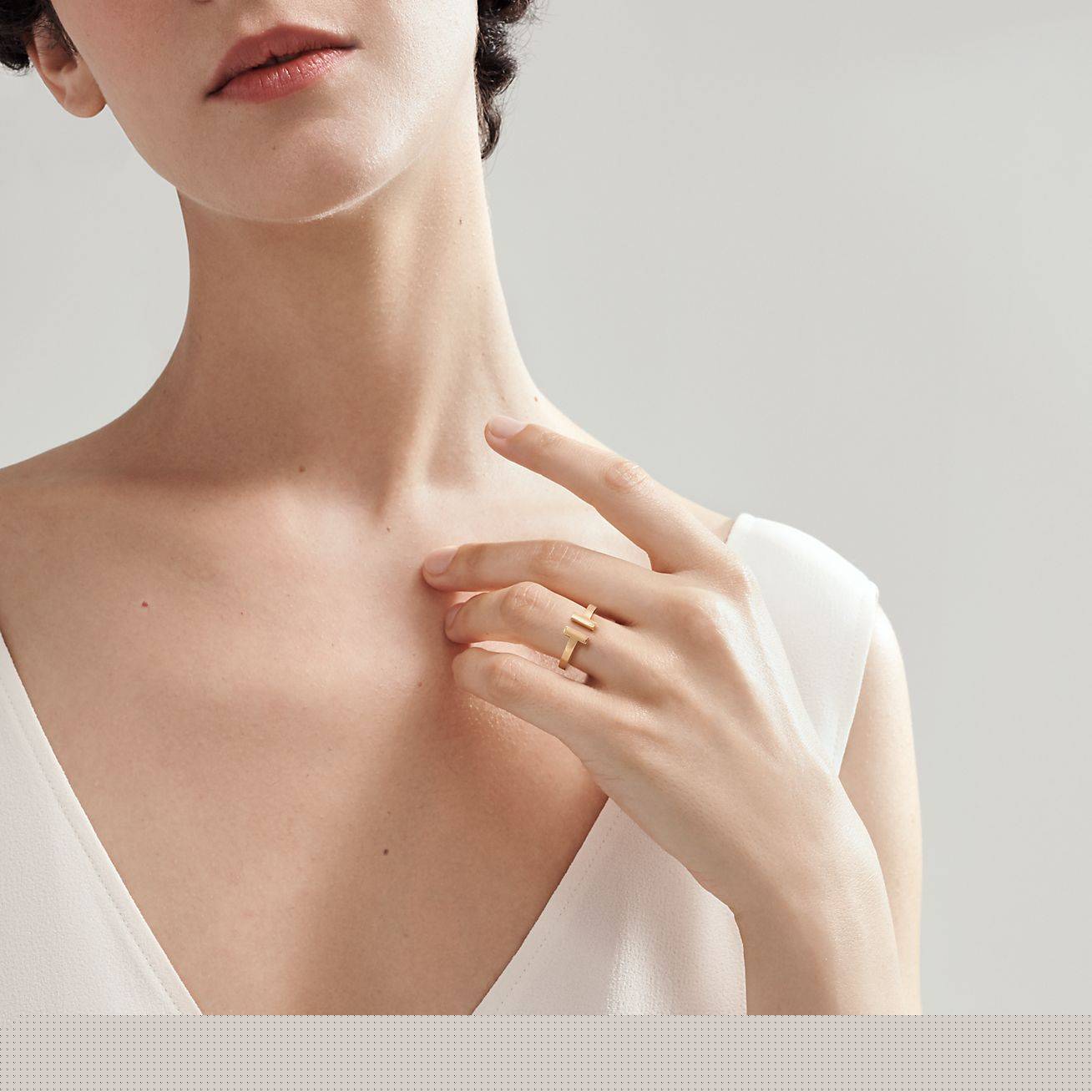 T*f*ny t square ring in rose gold