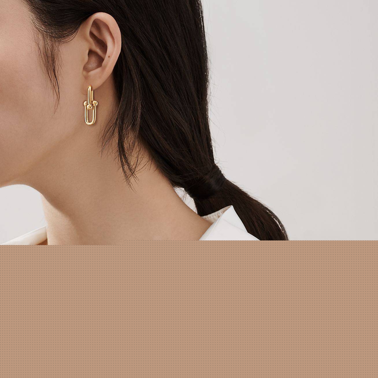 T*f*ny hardwear link earrings in 18k gold, small